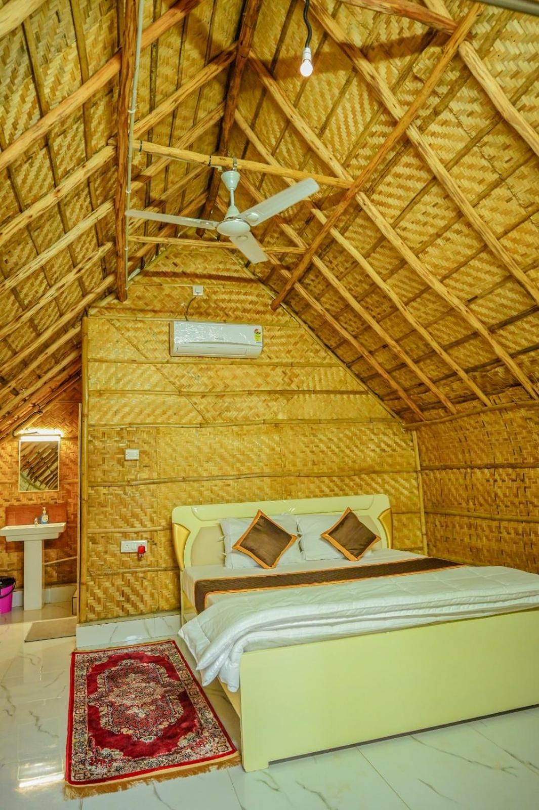 Hotel Tamarind Tree Way Side Amenities Hospet Zewnętrze zdjęcie